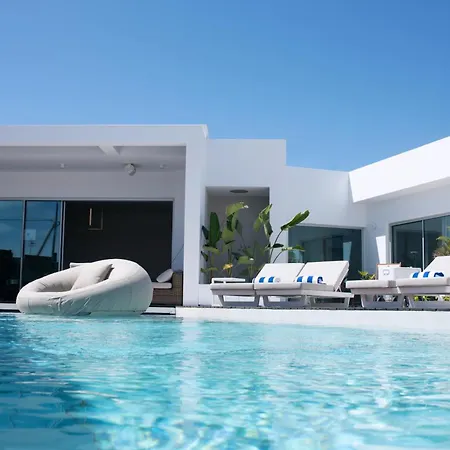Villa La Villuca By Aura Collection *