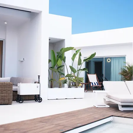 La Villuca By Aura Collection